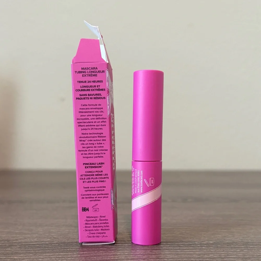 ❤️$9 NWT Too Faced Ribbon Wrapped Lash Extreme Length Tubing Mascara
